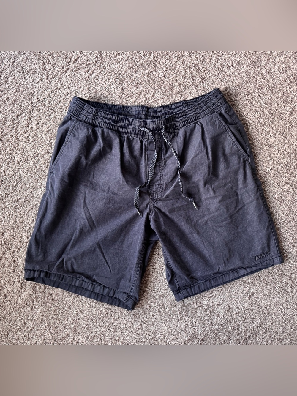 Vans Men’s XL Charcoal Gray Elastic Waist Drawstring Casual Shorts